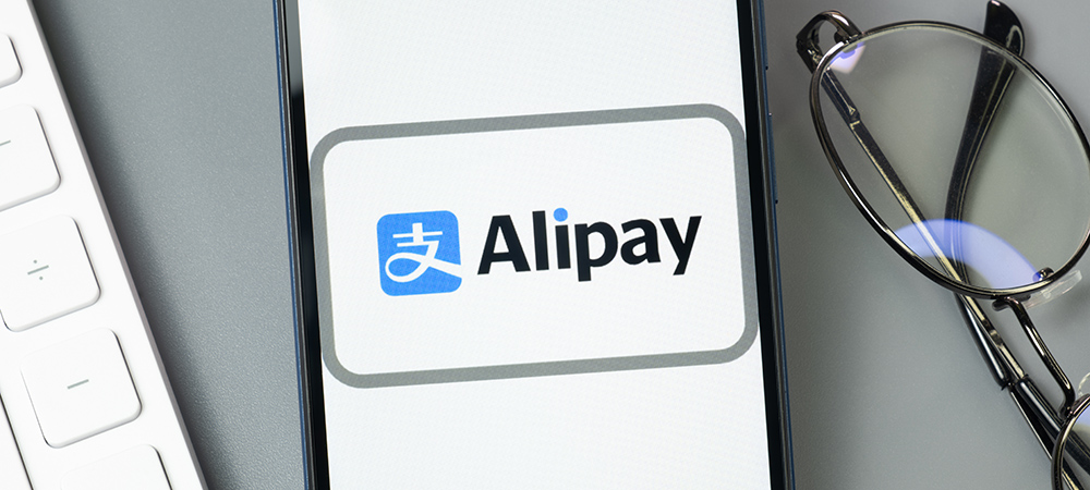 Alipay+ launches world’s first smart glasses-embedded payment solution